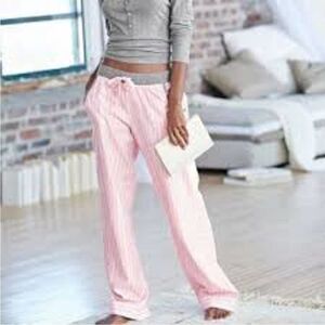 ✨ Victoria's Secret Pink/Grey Metallic Silver Striped Pajama Pants✨